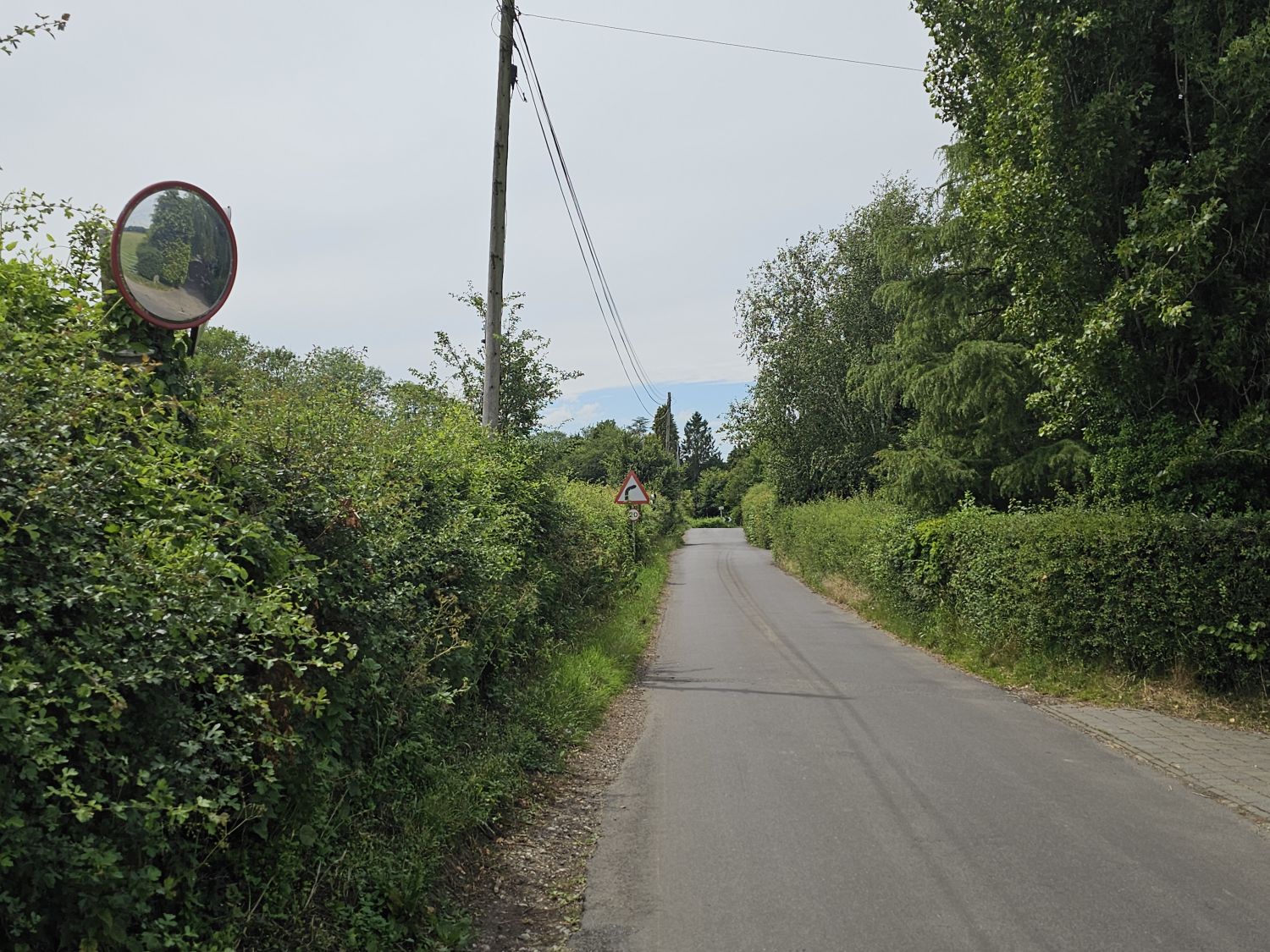 Entrance would be near the safety mirror pictured